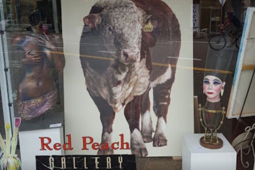 Red Peach Gallery